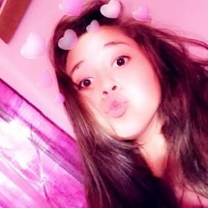 Meet your Posher, Anahi